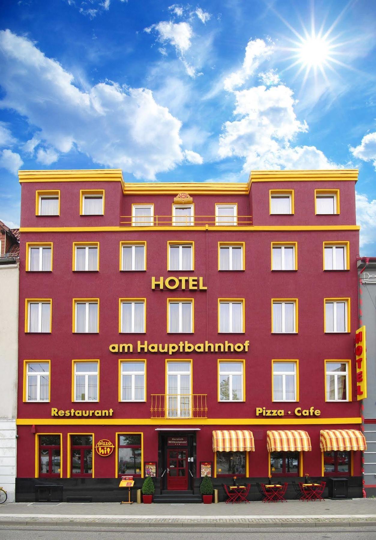Hotel Am Hauptbahnhof Schwerin  Exterior photo