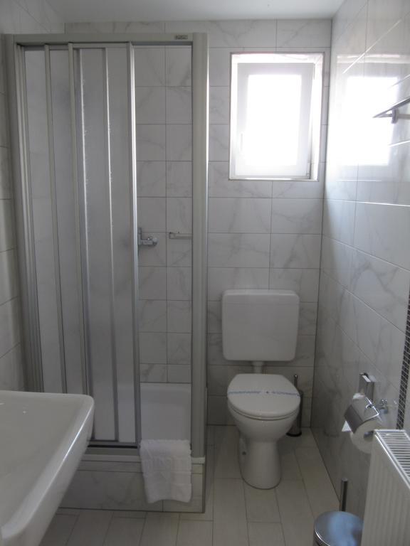 Hotel Am Hauptbahnhof Schwerin  Room photo